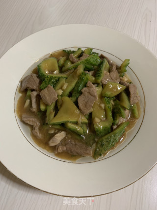 苦瓜炒肉的做法