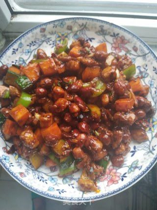 宫爆肉丁的做法
