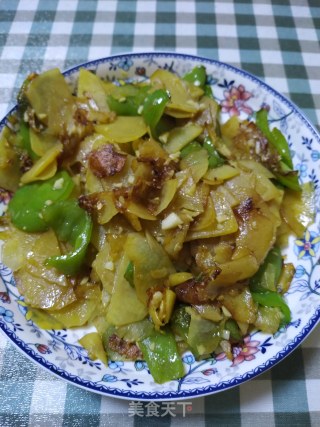 辣椒炒土豆片的做法