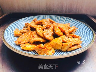 追剧小零食，香辣诱人的鸡胸肉片的做法