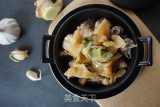 花胶焖鸡的做法