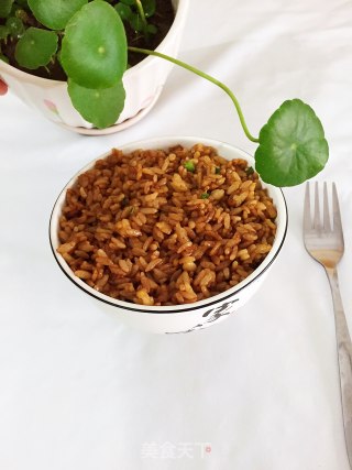 酱油炒饭的做法