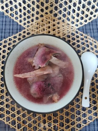 红菇鸽子汤的做法