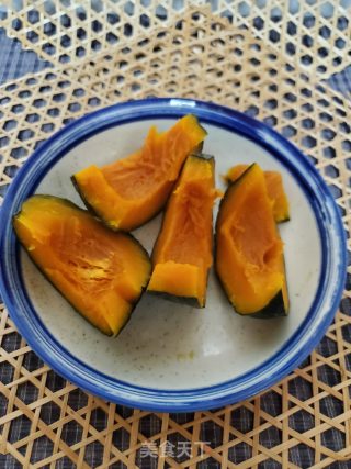 蒸板栗贝贝南瓜的做法