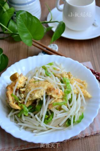 青椒豆芽炒鸡蛋的做法