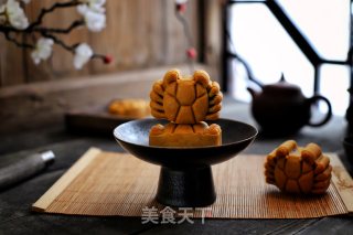 网红螃蟹豆沙月饼