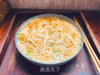 金针菇这样做，比肉还好吃，零失败的蒜蓉金针菇的做法