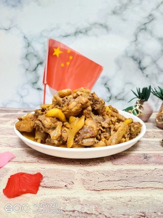 板栗焖草鸡的做法