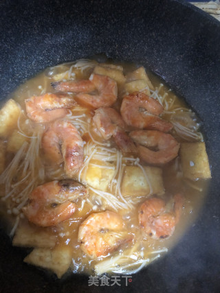 豆腐烧大虾的做法