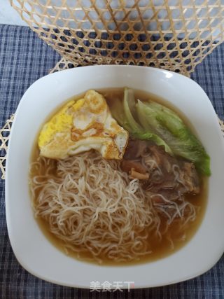 牛腩汤米粉的做法