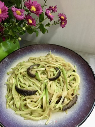 佛手瓜炒海参的做法