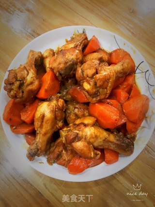 胡萝卜炖鸡翅根的做法