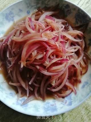 炒洋葱的做法