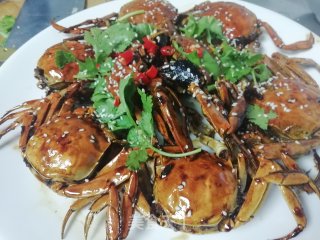 小满日食记之油焖秋膏蟹的做法