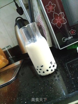 自制珍珠奶茶的做法
