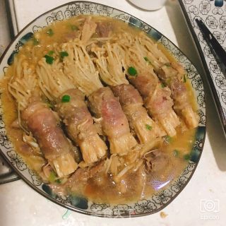 金针菇肥牛卷的做法
