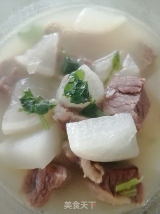 牛腩萝卜汤的做法