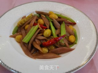 酸辣鲜红莲的做法