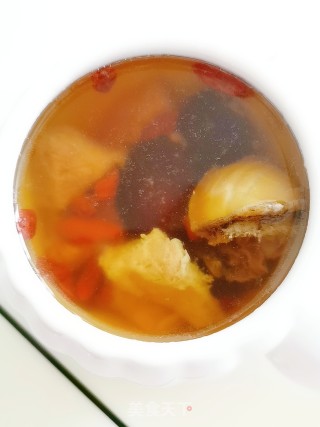 红枣枸杞瘦肉鲍鱼汤的做法