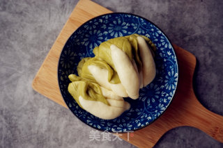 象形小白菜馒头的做法