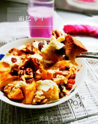 坚果奶酪面包布丁的做法
