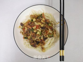 幸福炸酱面的做法