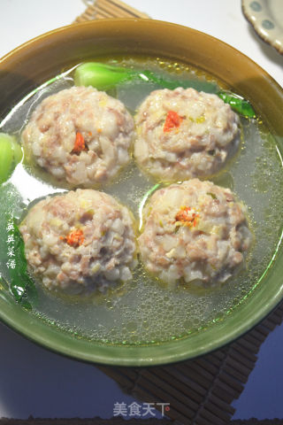 清炖蟹黄狮子头的做法