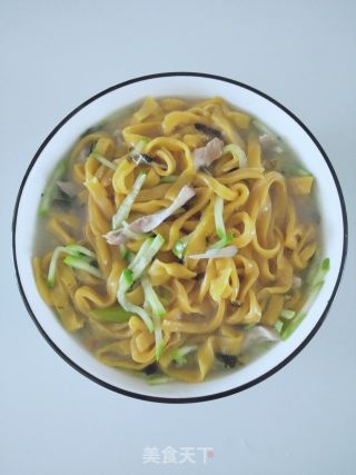 南瓜热汤面的做法