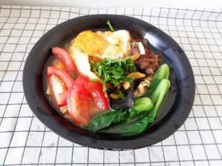 牛肉酸辣米线的做法