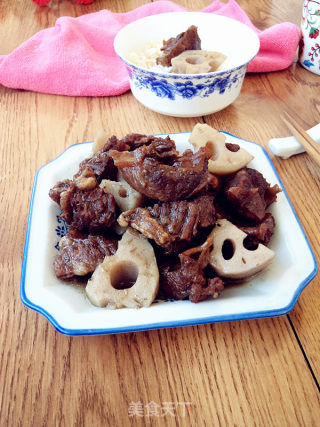 牛肉炖莲藕的做法