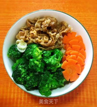 西兰花肥牛饭的做法