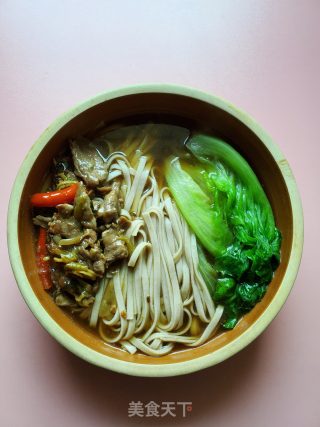 牛肉酸菜荞麦面的做法