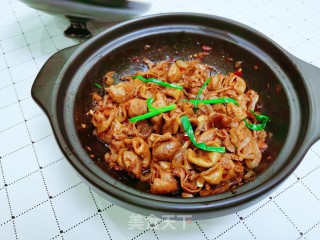 干锅肥肠煲的做法