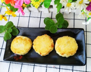 蒜蓉土豆饼的做法