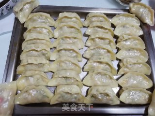 萝卜粉条蒸饺的做法