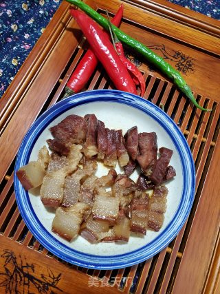 蒸自制腊肉的做法