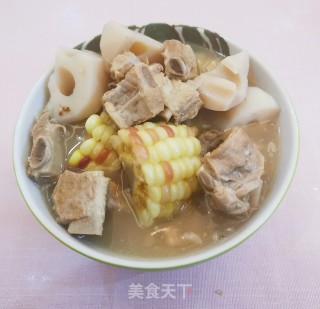 排骨莲藕玉米汤的做法