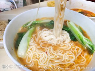 豆瓣青菜面的做法