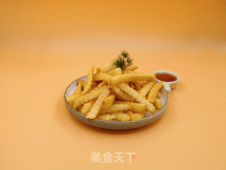 外酥里嫩的炸薯条的做法