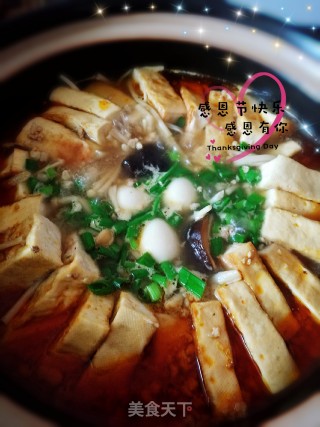 肉末双菇豆腐煲的做法