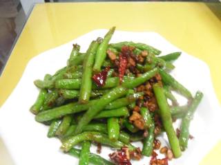 肉末煸炒四季豆的做法