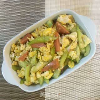 丝瓜火腿炒鸡蛋的做法