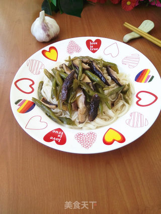 豆角香菇拌面的做法