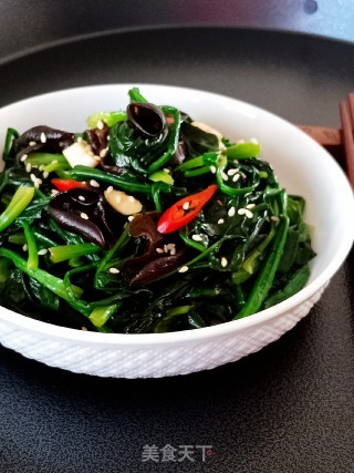 凉拌菠菜（韩国人的最爱）的做法