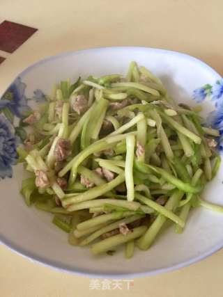 韭黄炒肉的做法