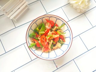 简单快手的：5分钟就能搞定的超级好吃的鸡肉炒彩椒的做法