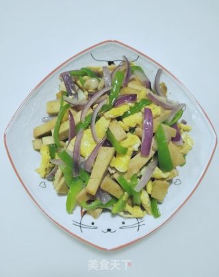 五香豆腐炒洋葱的做法