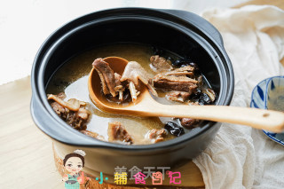 秋天干燥美味的香菇鸭汤做起来的做法