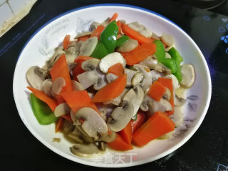 蘑菇胡萝卜小炒的做法