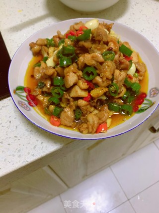 鲜椒鸡丁的做法